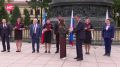 30 юных новгородцев получили первые паспорта в День Государственного флага