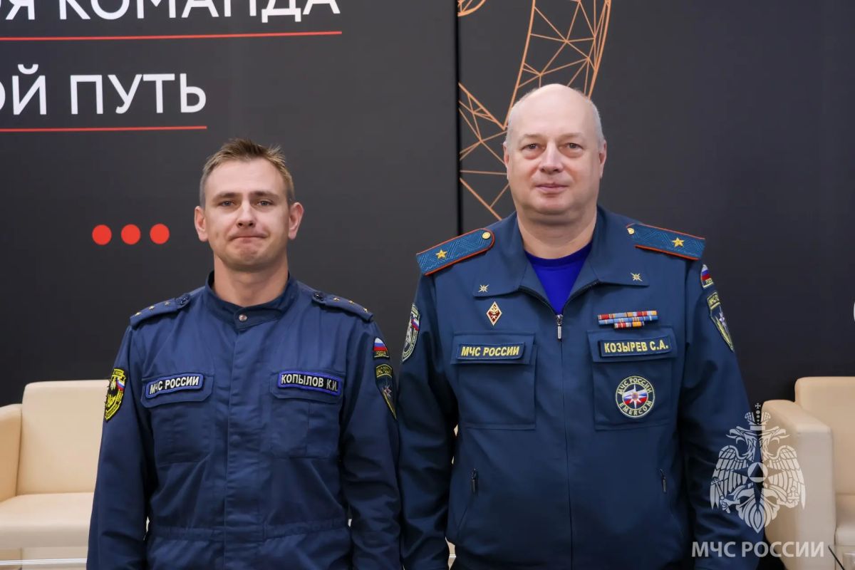 О значимости предстоящей избирательной кампании и роли сотрудников МЧС России, которые будут дежурить на выборах, говорили сегодня на учебно-методическом сборе с руководящим составом ГУ МЧС России по Новгородской области О значимости предстоящей избирательной кампании и роли сотрудников МЧС России, которые будут дежурить на выборах, говорили сегодня на учебно-методическом сборе с руководящим составом ГУ МЧС России по Новгородской области