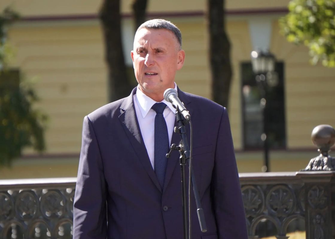 Александр Розбаум: Уважаемые Новгородцы!. . По приглашению Управления ФСИН России по Новгородской области принял участие в торжественном мероприятии «Встреча трёх поколений 2026 года», посвященной встрече выпускников... Александр Розбаум: Уважаемые Новгородцы!. . По приглашению Управления ФСИН России по Новгородской области принял участие в торжественном мероприятии «Встреча трёх поколений 2026 года», посвященной встрече выпускников...