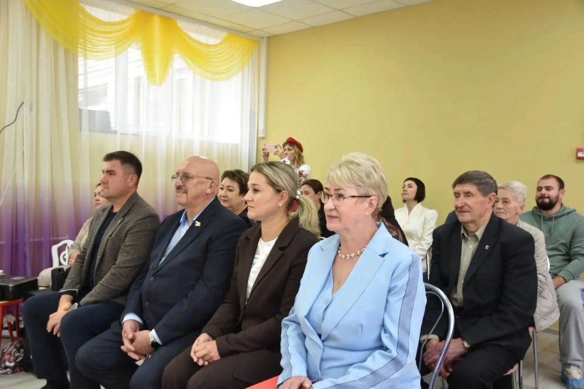 Александр Федоровский принял участие в открытии обновленного детского сада в г. Пестово Александр Федоровский принял участие в открытии обновленного детского сада в г. Пестово