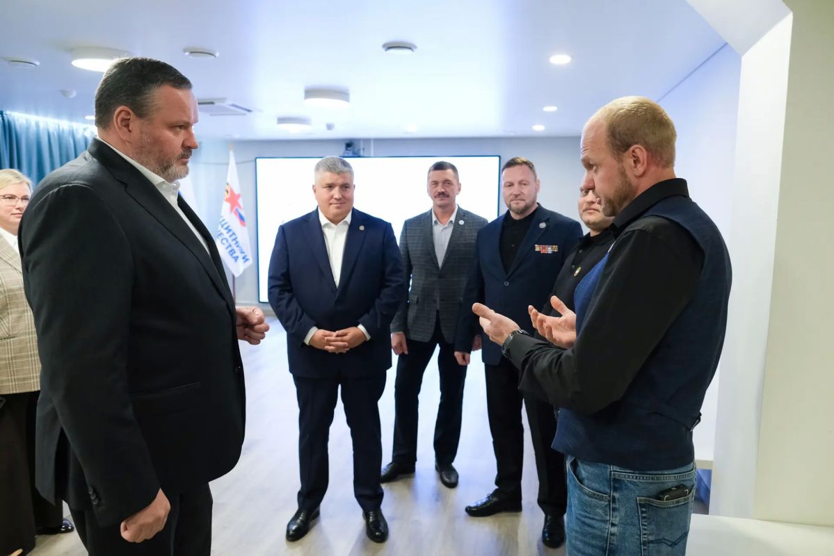 Глава Минтруда Антон Котяков посетил Новгородскую область с рабочей поездкой Глава Минтруда Антон Котяков посетил Новгородскую область с рабочей поездкой