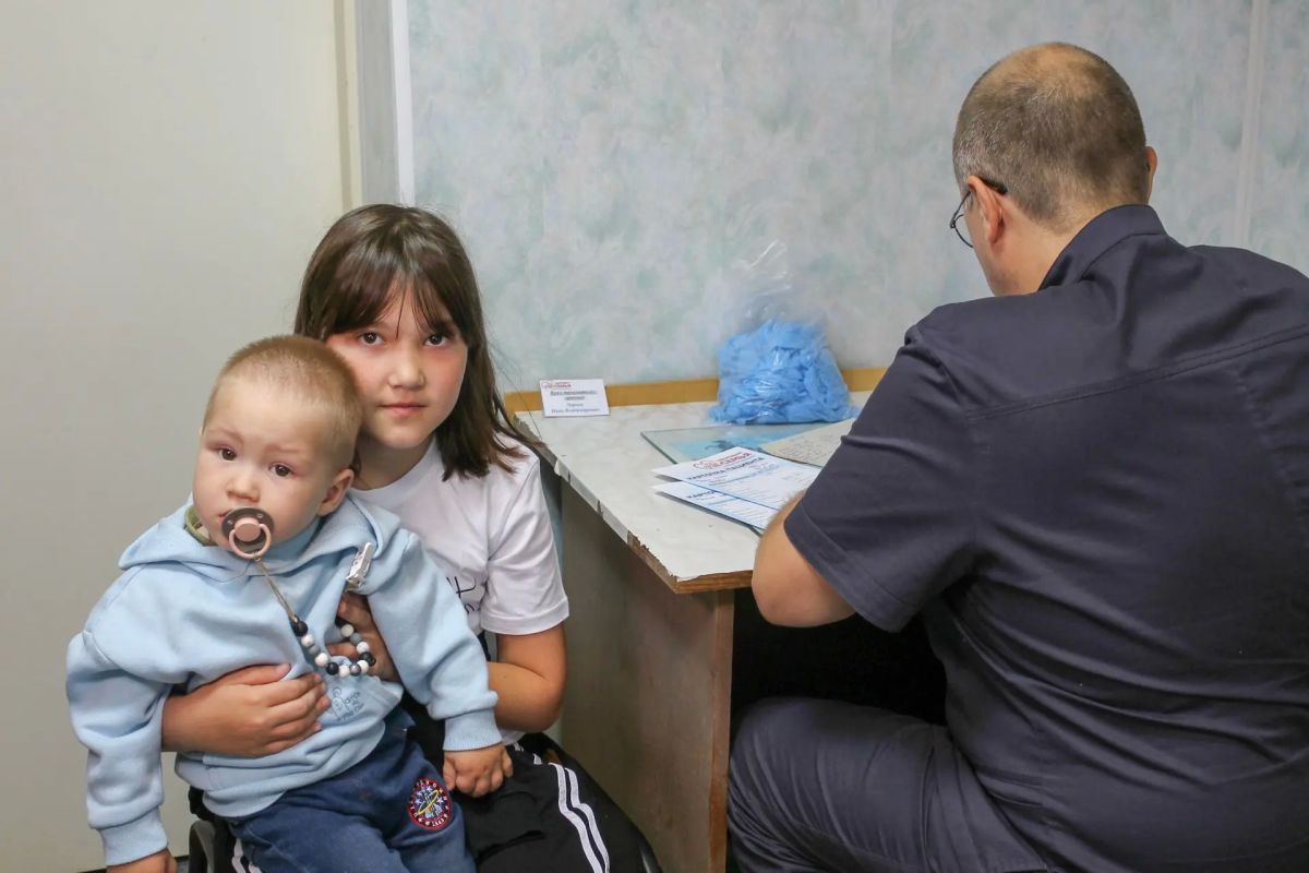 Более 350 жителей Парфинского округа прошли осмотр у врачей губернаторского проекта «Здоровая семья» Более 350 жителей Парфинского округа прошли осмотр у врачей губернаторского проекта «Здоровая семья»