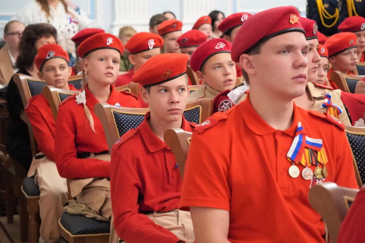 В Великом Новгороде прошёл городской форум «От истории к будущему» В Великом Новгороде прошёл городской форум «От истории к будущему»
