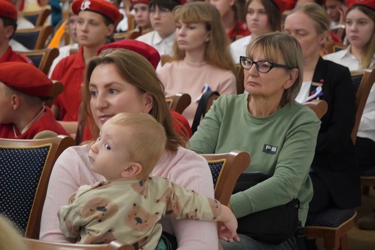 В Великом Новгороде прошёл городской форум «От истории к будущему» В Великом Новгороде прошёл городской форум «От истории к будущему»