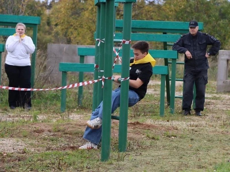 Фестиваль военно-спортивных народных игр имени Александра Васильевича Суворова «Русская сила» прошел в Боровичском округе Фестиваль военно-спортивных народных игр имени Александра Васильевича Суворова «Русская сила» прошел в Боровичском округе