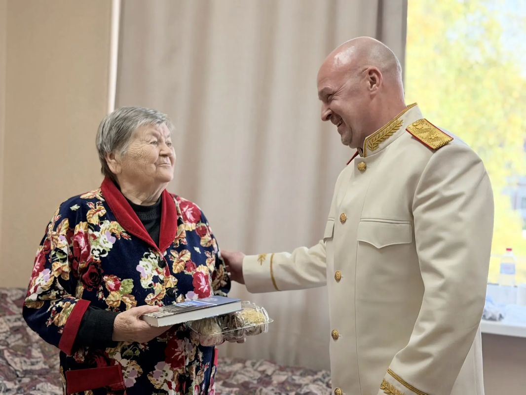 Руководитель следственного управления посетил Клинический госпиталь ветеранов войн Руководитель следственного управления посетил Клинический госпиталь ветеранов войн
