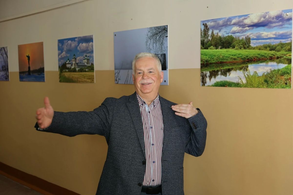 В школе №34 Великого Новгорода открылась фотовыставка Анатолия Федотова В школе №34 Великого Новгорода открылась фотовыставка Анатолия Федотова
