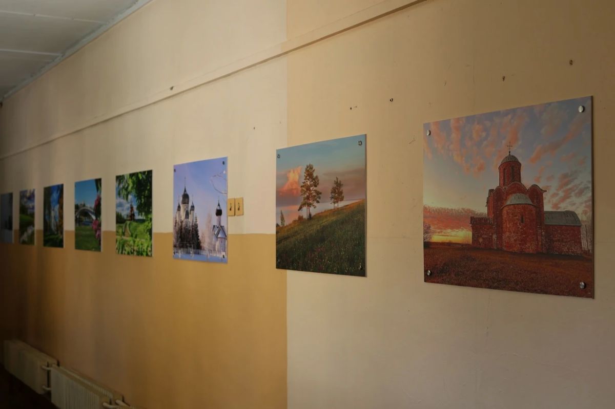 В школе №34 Великого Новгорода открылась фотовыставка Анатолия Федотова В школе №34 Великого Новгорода открылась фотовыставка Анатолия Федотова
