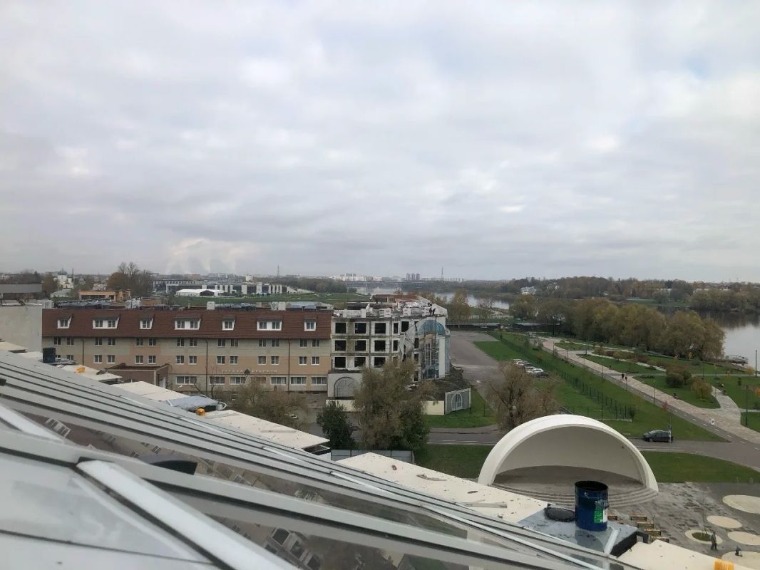 Фото: вид с пятого этажа новгородского Театра драмы Фото: вид с пятого этажа новгородского Театра драмы
