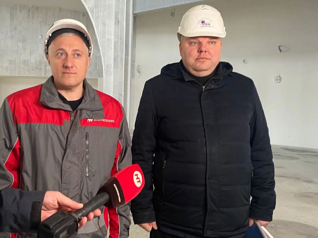 Как идет реконструкция новгородского Театра драмы: в фойе, на сцене и на 5 этаже Как идет реконструкция новгородского Театра драмы: в фойе, на сцене и на 5 этаже