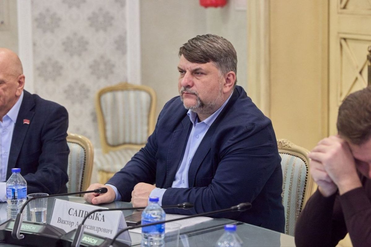 Владимир Рогов: О юбилее позорной даты. Вместе с коллегами проработали в ОП РФ тему «Уроки Рейкьявика: цена иллюзий и защита суверенитета в XXI веке», приурочив мероприятие к 40-летию встречи Михаила Горбачёва и Рональда... Владимир Рогов: О юбилее позорной даты. Вместе с коллегами проработали в ОП РФ тему «Уроки Рейкьявика: цена иллюзий и защита суверенитета в XXI веке», приурочив мероприятие к 40-летию встречи Михаила Горбачёва и Рональда...