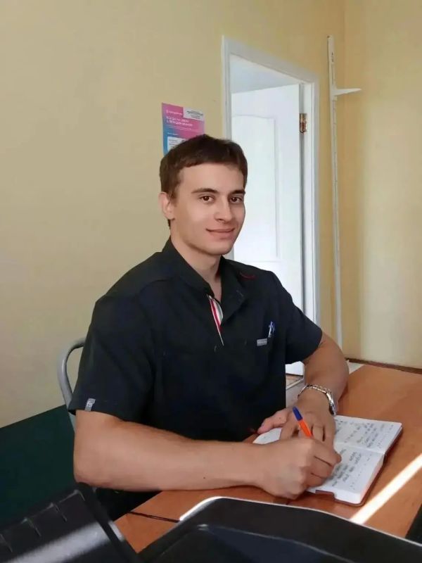 Валерий Яковлев поздравил участковых терапевтов с профессиональным праздником Валерий Яковлев поздравил участковых терапевтов с профессиональным праздником