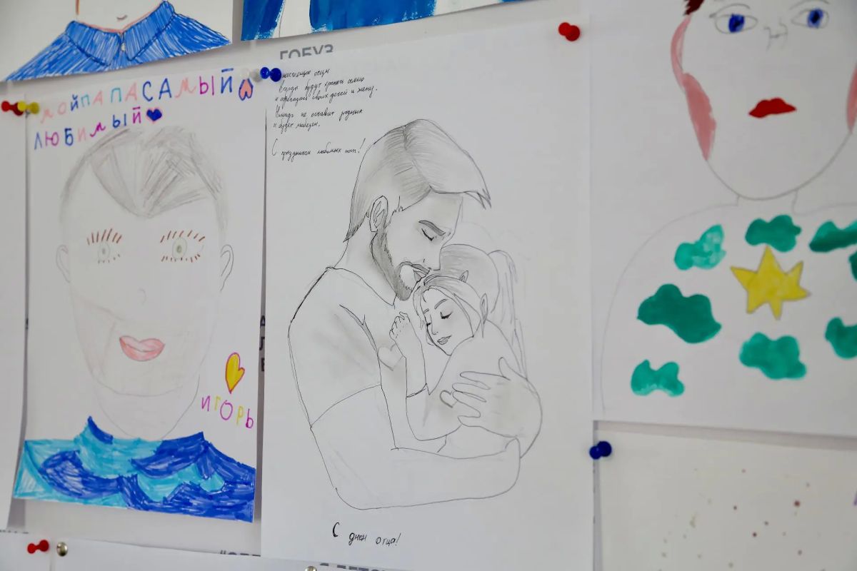 Детские рисунки - в подарок папе Детские рисунки - в подарок папе
