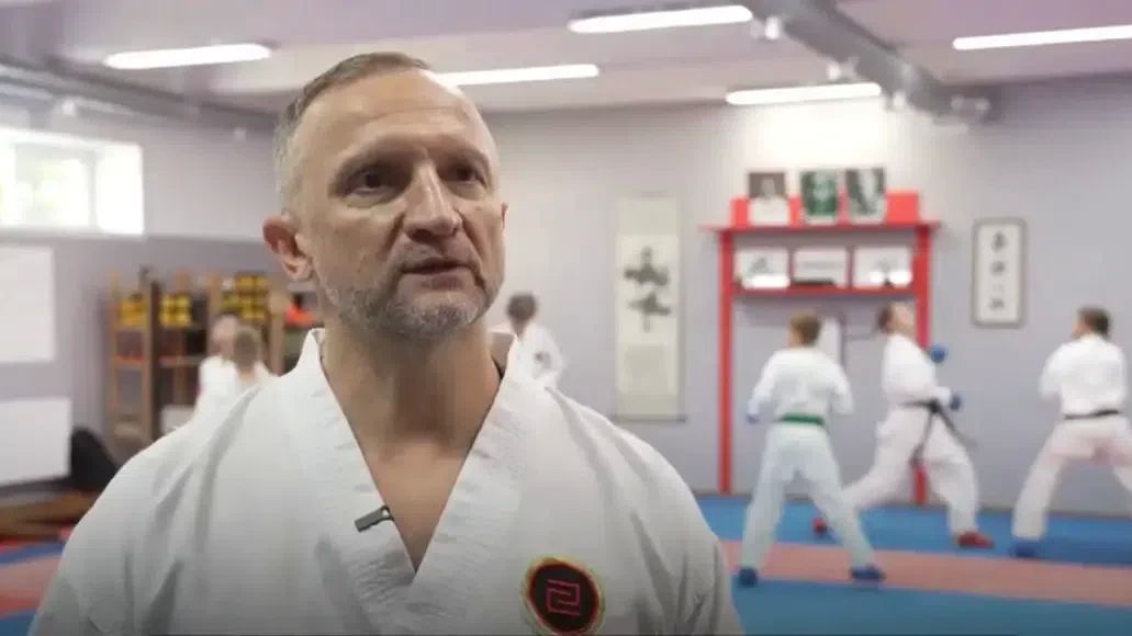 Александр Дронов отметил достижения новгородских каратистов и поддержку социального предпринимательства