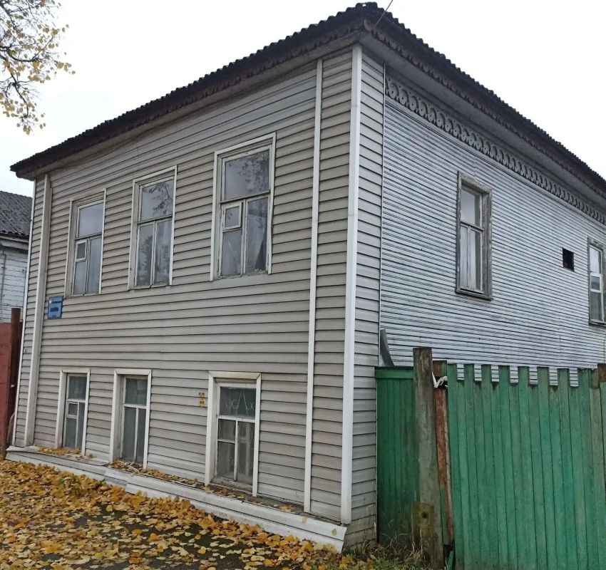 Старинное здание в Боровичах может получить новую жизнь Старинное здание в Боровичах может получить новую жизнь