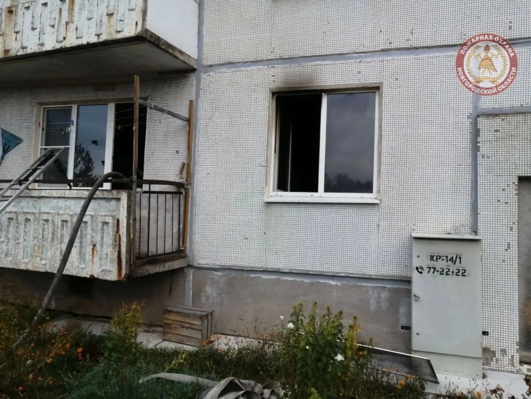 На пожаре в Пролетарии спасли человека и эвакуировали ещё 12 жильцов пятиэтажки На пожаре в Пролетарии спасли человека и эвакуировали ещё 12 жильцов пятиэтажки