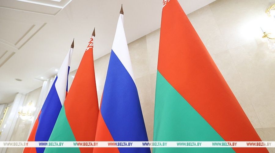 Лукашенко укрепляет связи с Москвой: ратификация ключевых международных договоров