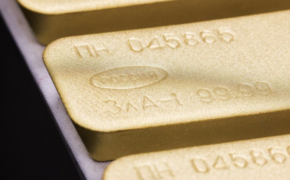 Золото вновь в моде: россияне скупают рекорды в условиях кризиса