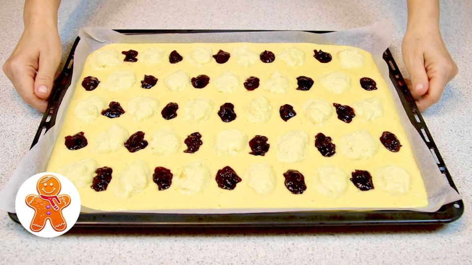 Восторг в каждой полоске: простой пирог с заварным кремом