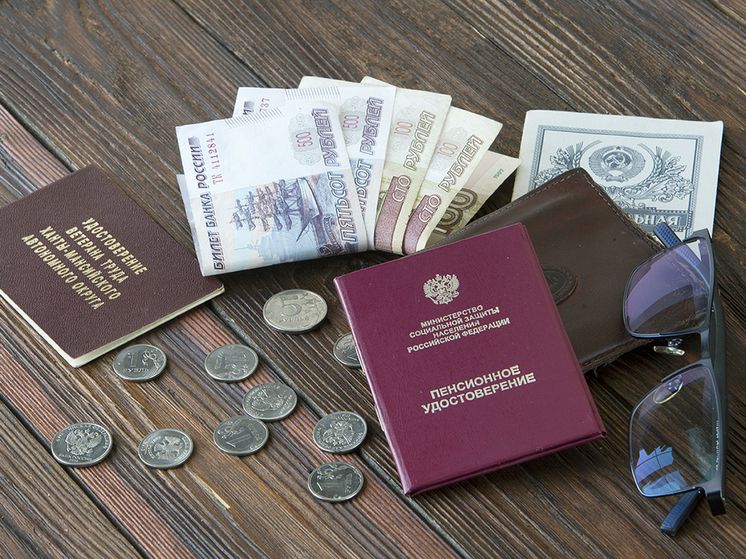 Пенсионеры на пенсии: какие выплаты подрывают финансовое благополучие?