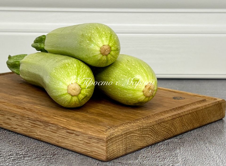 Кабачки без лишнего: узнайте, как приготовить этот легкий гарнир без масла и сыра