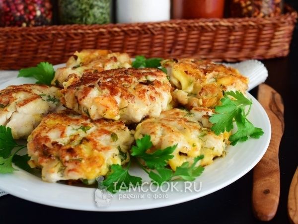 Нежные и ароматные куриные котлеты: по рецепту, которому вы не сможете устоять